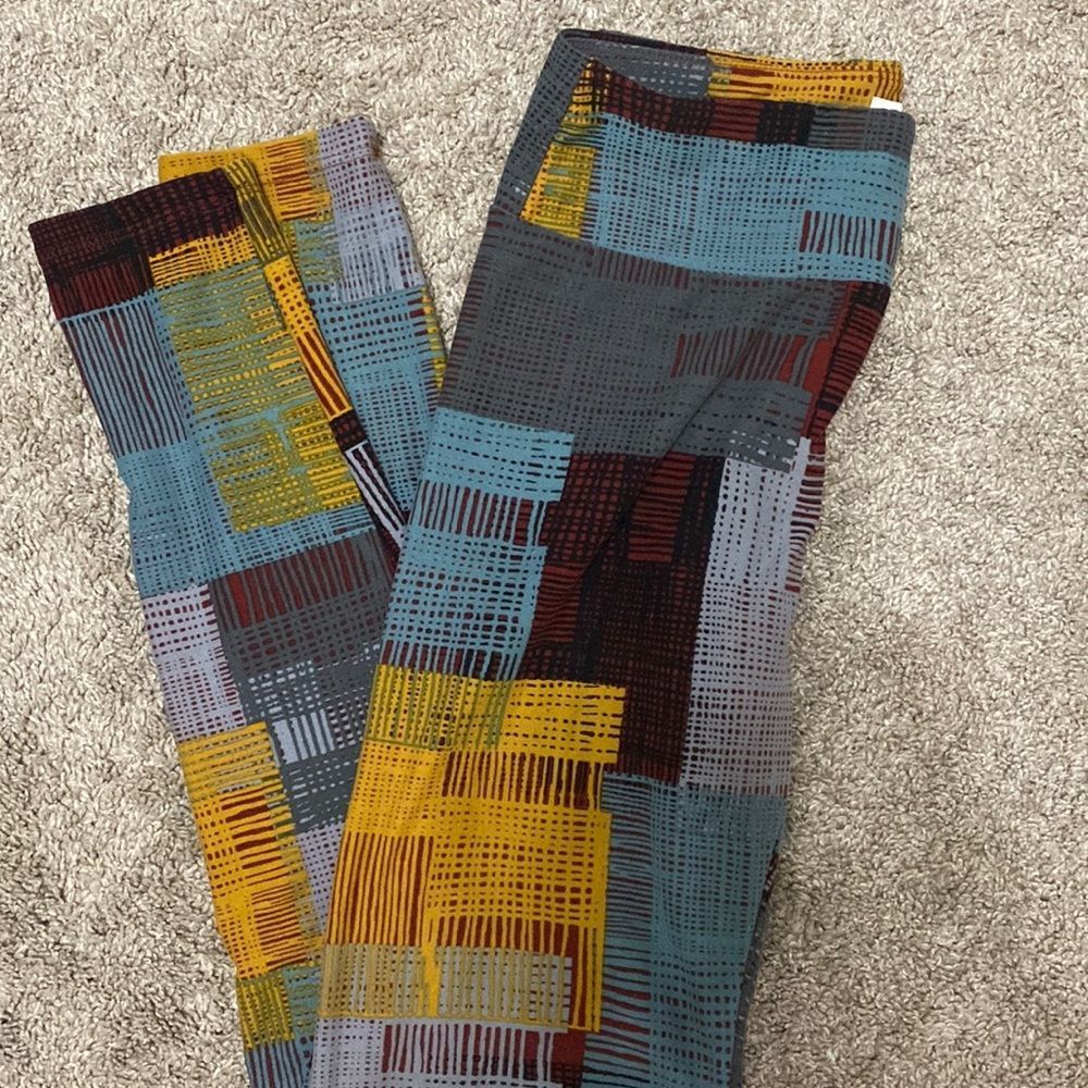 LuLaRoe One Size multicolor legging